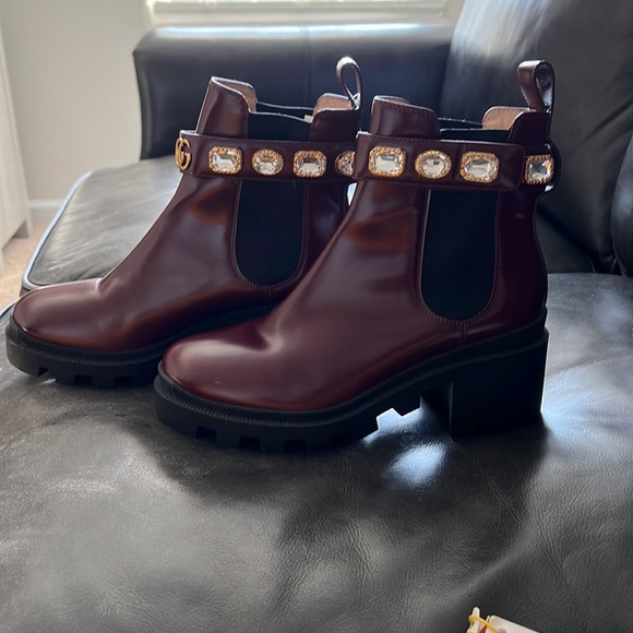 Authentic Gucci booties - Picture 2 of 8